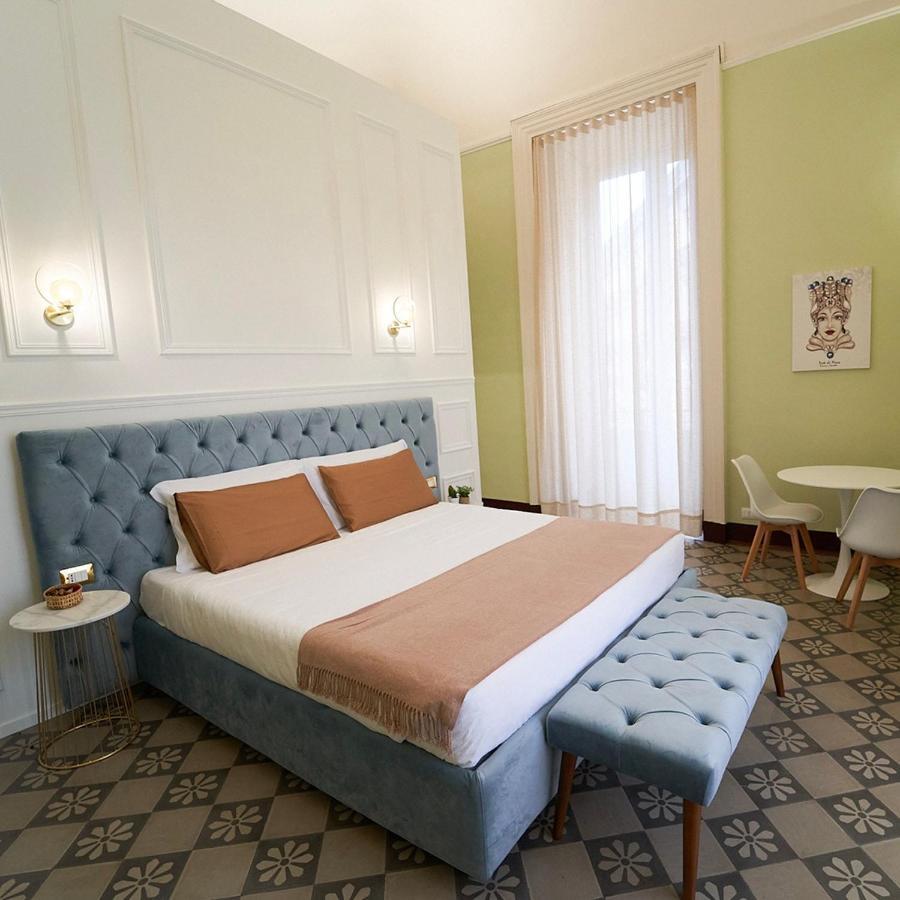 Toscano Palace Luxury Rooms カターニア エクステリア 写真