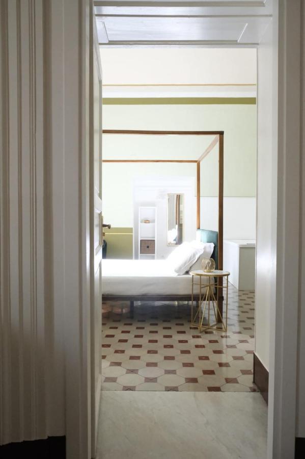 Toscano Palace Luxury Rooms カターニア エクステリア 写真