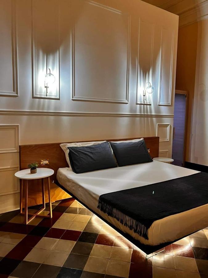 Toscano Palace Luxury Rooms カターニア エクステリア 写真