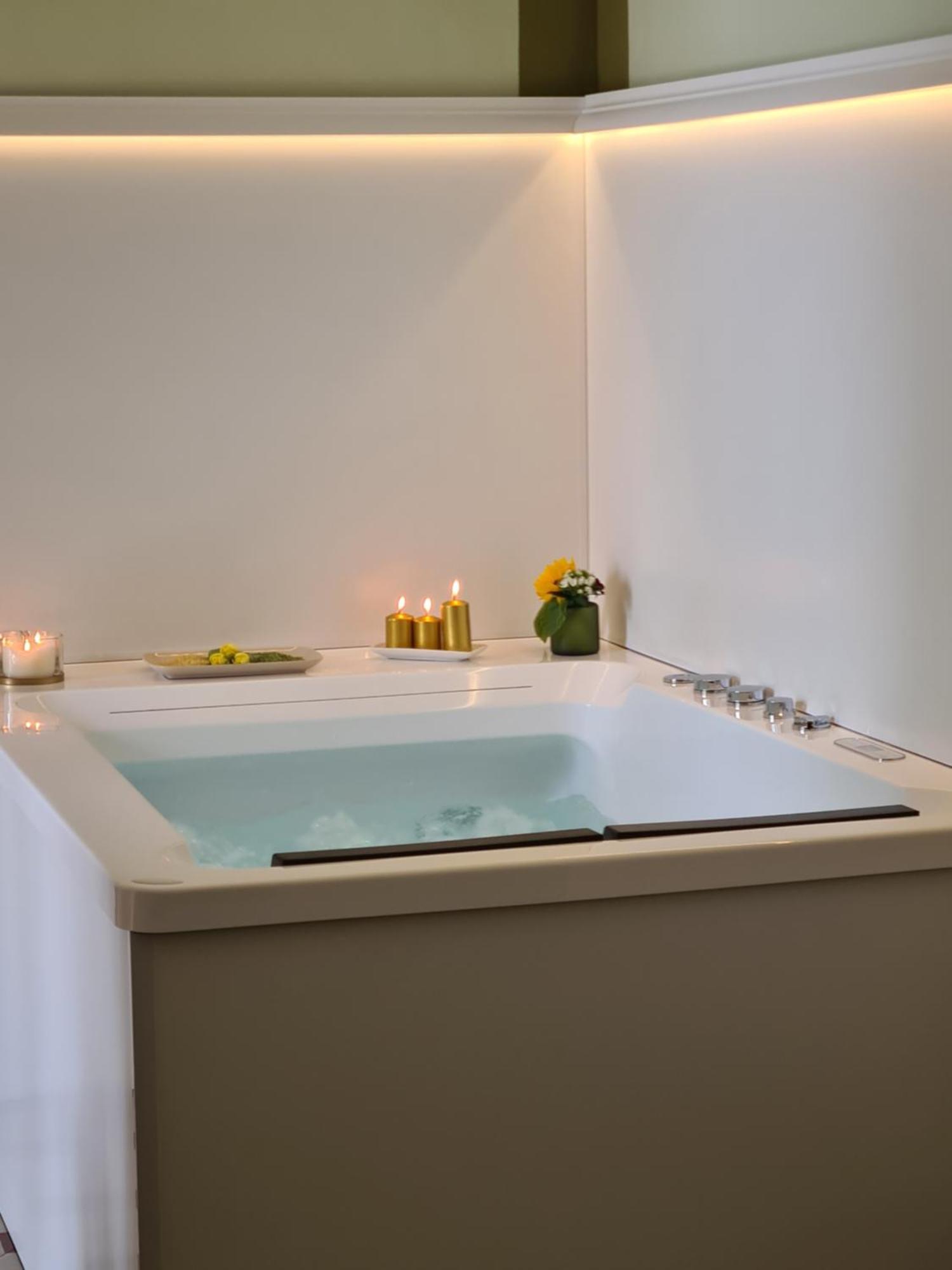 Toscano Palace Luxury Rooms カターニア エクステリア 写真
