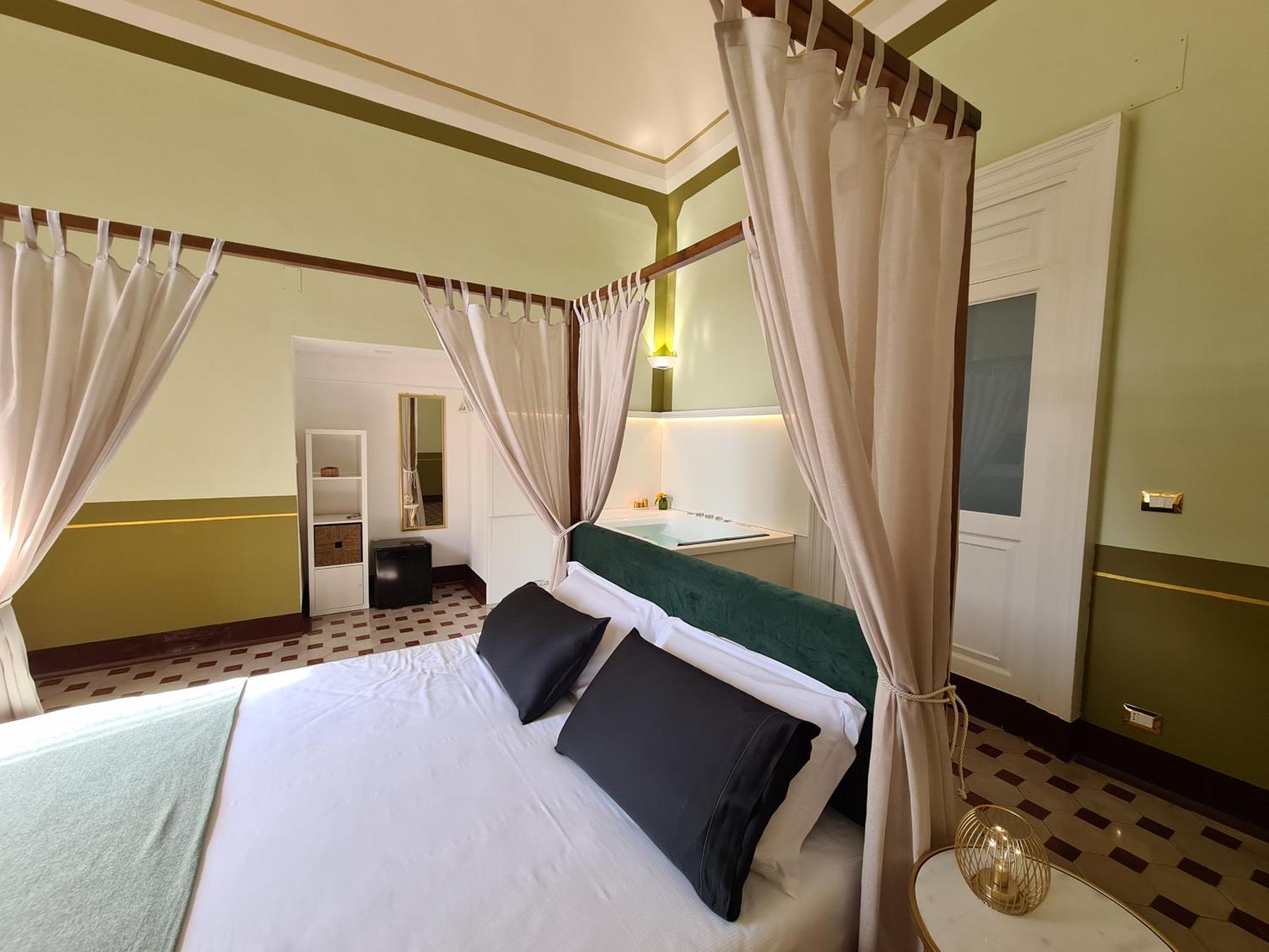 Toscano Palace Luxury Rooms カターニア エクステリア 写真