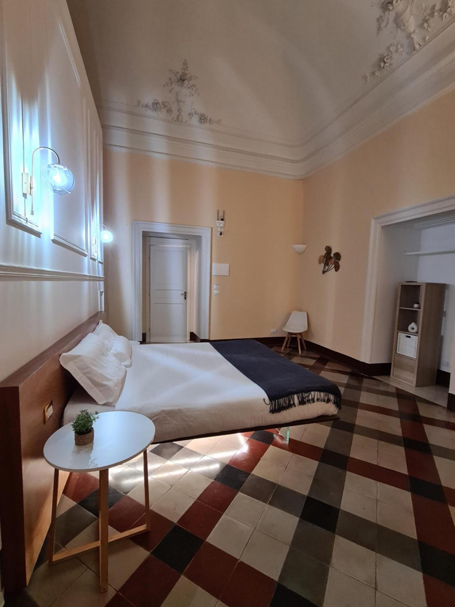 Toscano Palace Luxury Rooms カターニア エクステリア 写真